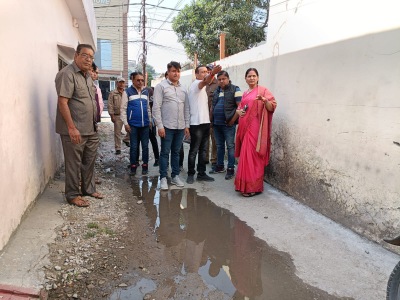 प्रगति विहार में सड़क निर्माण के लिए महापौर अनीता ममगाई ने की ढाई लाख की घोषणा