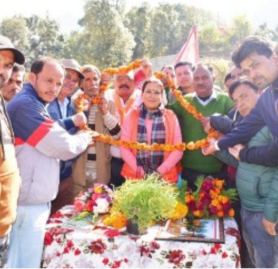 कैबिनेट मंत्री रेखा आर्य ने सुनीं स्थानीय लोगों की समस्याएं, समस्या को जल्द निस्तारण करे अधिकारी