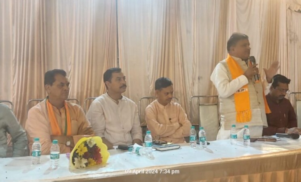 भाजपा प्रदेश अध्यक्ष और महामंत्री संगठन ने रैली स्थल पर तैयारियों को लेकर की बैठक, जनसैलाब उमड़ने का किया दावा