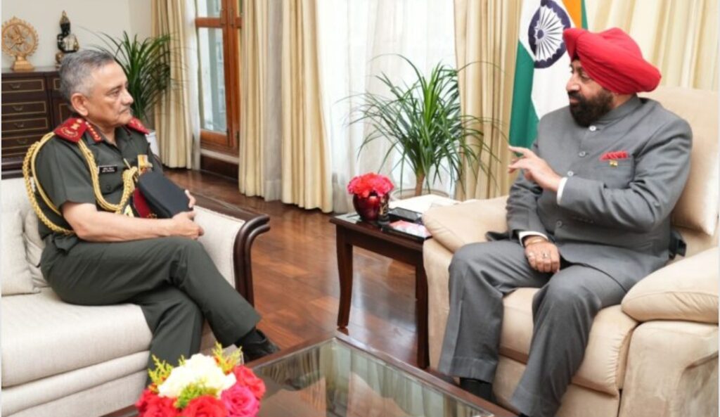 सीडीएस अनिल चौहान ने की राज्यपाल से मुलाकात