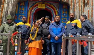 मध्यप्रदेश की पूर्व मुख्यमंत्री साध्वी उमा भारती ने किए बाबा केदारनाथ के दर्शन
