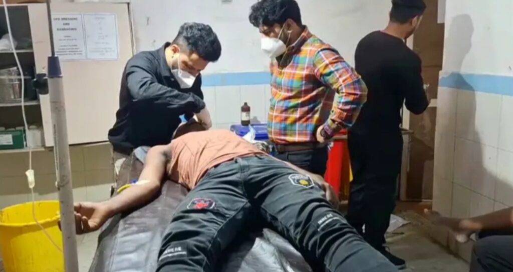 गुलदार ने दो लोगों पर किया हमला, घटना के बाद गांव में दहशत का माहौल