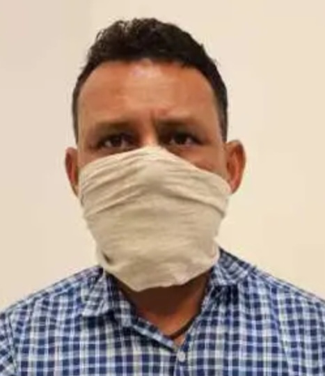 ब्रेकिंग: रिश्वतखोर अधिशासी अभियंता के घर से लाखों रुपये बरामद