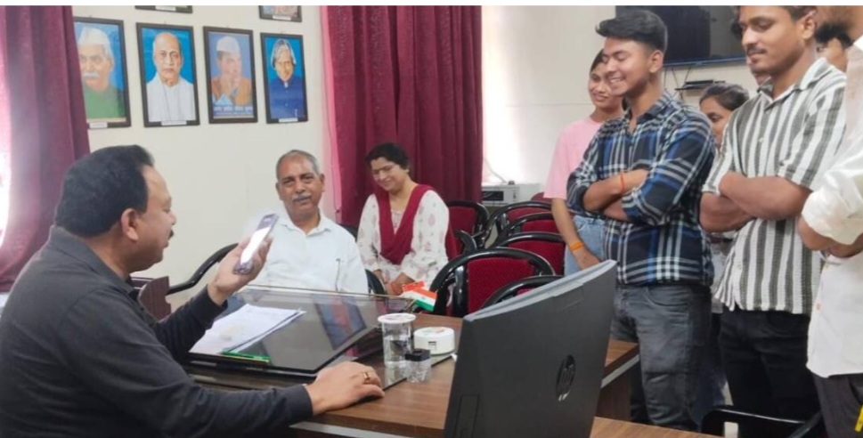 परीक्षा परिणाम में हो रही त्रुटि शीघ्र ठीक हो