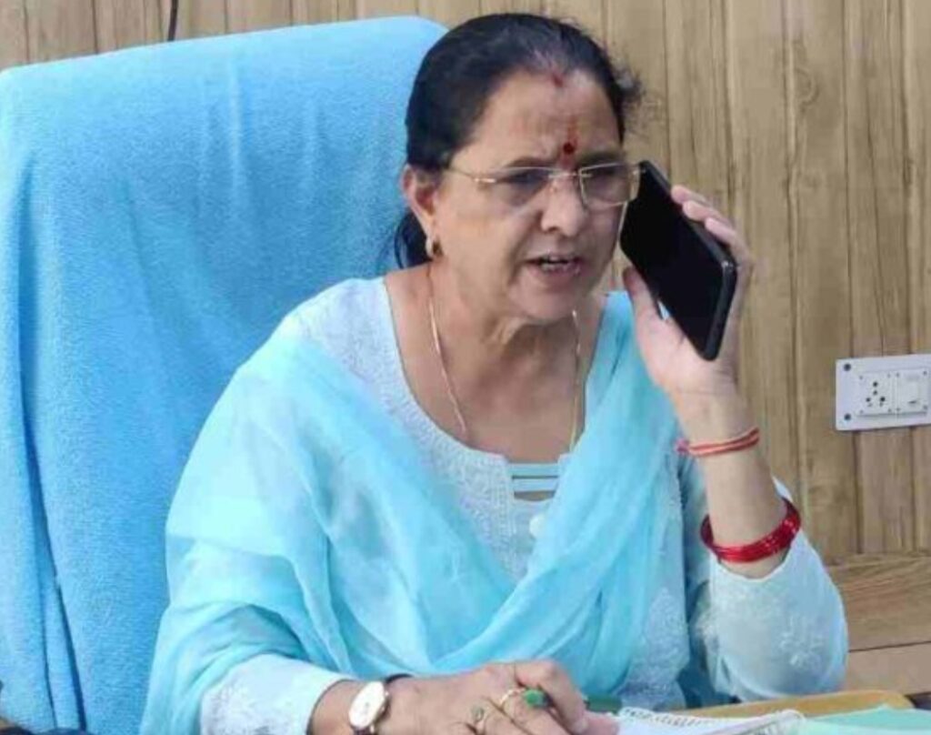 प्रसिद्ध न्यूरोसर्जन द्वारा लैब संचालिका के साथ छेड़छाड़ व दुष्कर्म के प्रयास की घटना का राज्य महिला आयोग की अध्यक्ष ने लिया संज्ञान