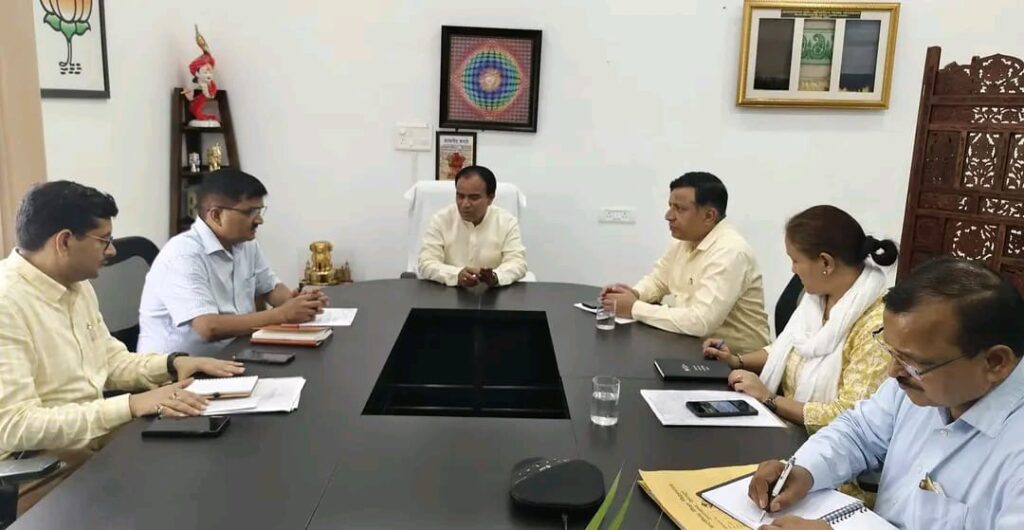 अतिथि शिक्षकों को मण्डल परिवर्तन का मिलेगा मौकाः डॉ. धन सिंह रावत