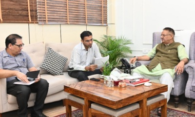 मंत्री गणेश जोशी ने मनरेगा कार्मिको के नियमितीकरण को लेकर अधिकारियो को किया निर्देशित
