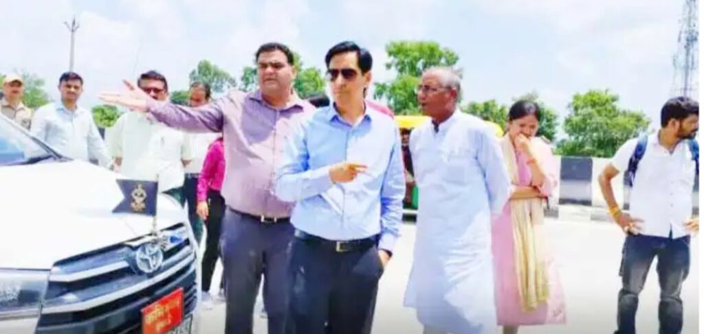 कुमाऊं मंडल आयुक्त दीपक रावत ने एनएचएआई के कार्यों का किया निरीक्षण