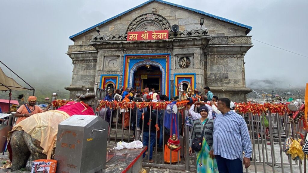 मानसून के बाद बदरीनाथ-केदारनाथ धाम यात्रा ने फिर पकड़ी रफ्तार