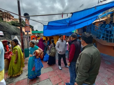 बीकेटीसी मुख्य कार्याधिकारी ने मंदिर क्षेत्र एवं अलकनंदा घाट का निरीक्षण किया