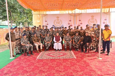 मुख्यमंत्री धामी ने बनबसा में आयोजित कार्यक्रम में भूतपूर्व सैनिकों को किया सम्मानित