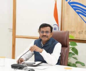कार्यरत अस्थायी, आउटसोर्सिंग कर्मचारियों की सेवाओं पर नहीं पड़ेगा असर: मुख्य सचिव