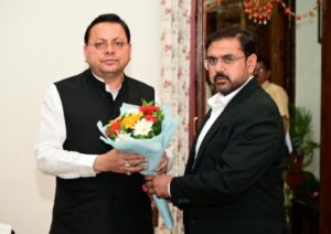 मुख्यमंत्री से जम्मू-कश्मीर के कैबिनेट मंत्री सतीश शर्मा ने की मुलाक़ात