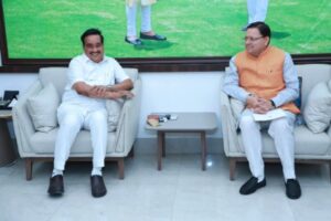 मुख्यमंत्री धामी ने नई दिल्ली में जलशक्ति मंत्री सी आर पाटिल से की शिष्टाचार भेंट