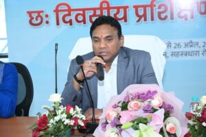 रामनगर अस्पताल में ई-रिक्शा से शव ढोने की घटना पर स्वास्थ्य विभाग सख्त, तीन सदस्यीय समिति करेगी जांच