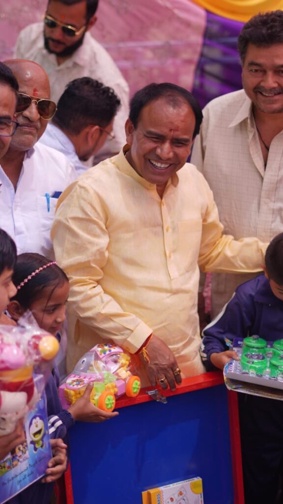 बच्चों में सीखने की प्रवृत्ति विकसित करेगा ‘जादुई पिटारा’: डॉ. धन सिंह रावत