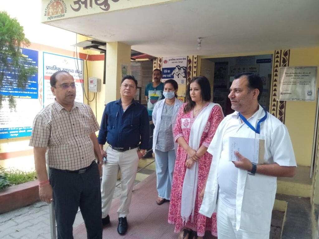 देहरादून: सीएमओ ने किया पीएचसी बालावाला में स्वास्थ्य सुविधाओं का निरीक्षण