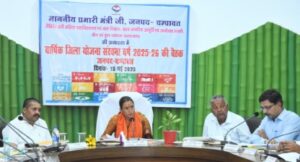 विकास कार्यों की गुणवत्ता और समयबद्धता सुनिश्चित करें अधिकारी : रेखा आर्या