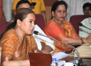 विकास कार्य में जनहित रहे सर्वोच्च प्राथमिकता : रेखा आर्या