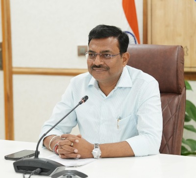 सभी सचिवों को अपने-अपने विभागों में ई-ऑफिस लागू किए जाने के निर्देश