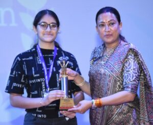 खेल मंत्री ने सेंट जोसेफ एकेडमी में प्री योगा ओलंपियाड विजेताओं को किया सम्मानित