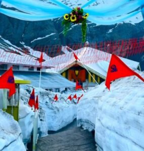श्रद्धा और भक्ति का प्रतीक हेमकुंड साहिब के कपाट खुले