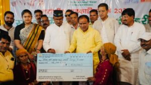 टिहरी जनपद में आयोजित हुई सहकारिता गोष्टी सहकारिता मंत्री रहे मुख्य अतिथि