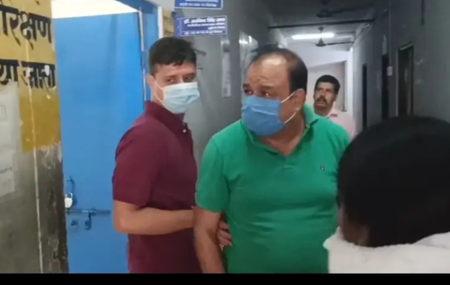 देहरादून: कालसी में तैनात पटवारी दो हजार की रिश्वत लेते हुए गिरफ्तार