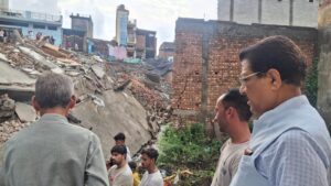 प्रदेश कांग्रेस उपाध्यक्ष धस्माना ने किया कारगी में आपदा ग्रस्त क्षेत्र का दौरा