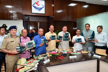 मुख्यमंत्री ने वन्यजीव बोर्ड की 21वीं बैठक ली, कहा हल्द्वानी में जू एण्ड सफारी के निर्माण कार्य में तेजी लाई जाए