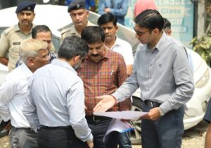 आपदा प्रभावितों को बांटी 7.85 लाख की अहैतुक सहायता राशि