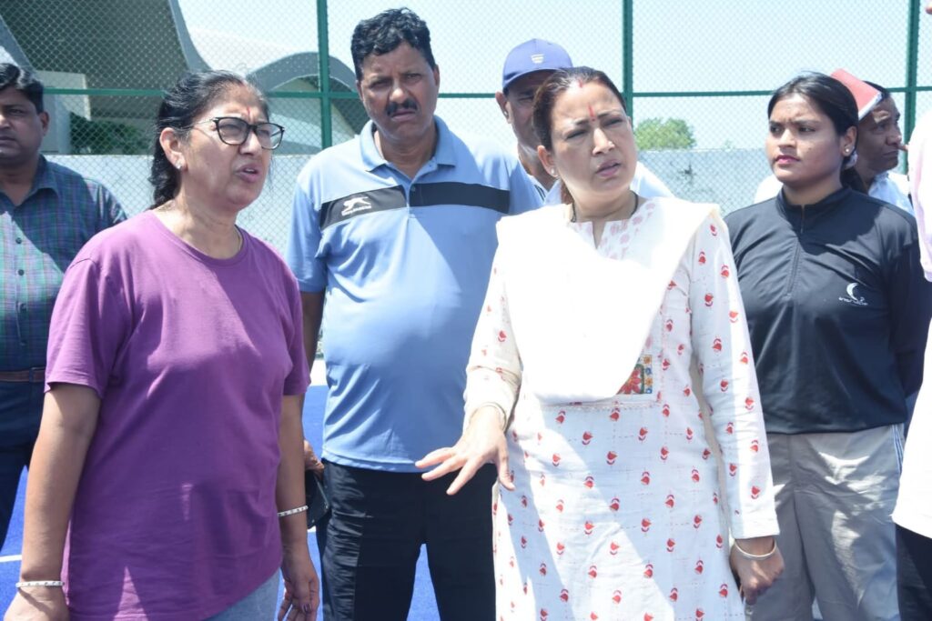 अगस्त में मिलेगा हल्द्वानी को एस्ट्रो टर्फ हॉकी स्टेडियम, खेल मंत्री ने किया निर्माण कार्य का निरीक्षण