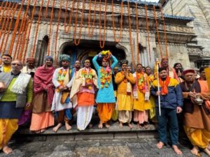 केदारनाथ धाम में श्रीमद्भागवत महा पुराण कथा ज्ञान यज्ञ सप्ताह का हुआ शुभारंभ 
