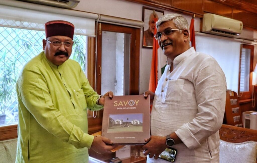 महाराज ने केन्द्रीय मंत्री से ऐतिहासिक स्थलों पर शोध का किया अनुरोध