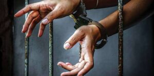 हरिद्वार: रिश्वत लेते रंगे हाथ पकड़ा गया सहायक चकबंदी अधिकारी..