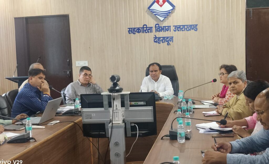 पांच फीसदी से नीचे लाये सहकारी बैंकों का एनपीए: डॉ. धन सिंह रावत