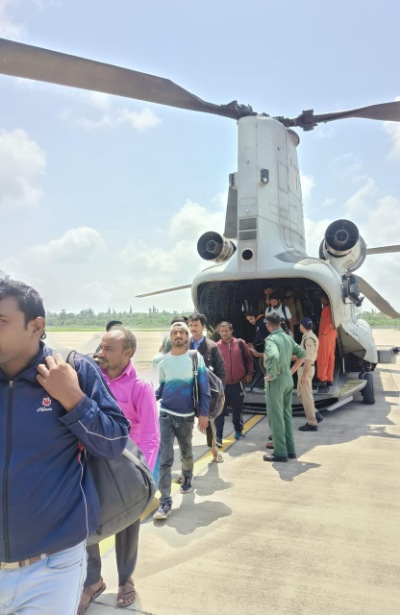 उत्तरकाशी आपदा राहत कार्य: हर्षिल व गंगोत्री क्षेत्र से यात्रियों का सफल रेस्क्यू ऑपरेशन