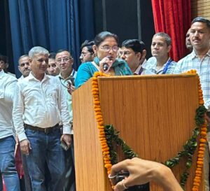 देहरादून में जिला पंचायत के नवनिर्वाचित अध्यक्ष, उपाध्यक्ष एवं सदस्यों ने ली शपथ 