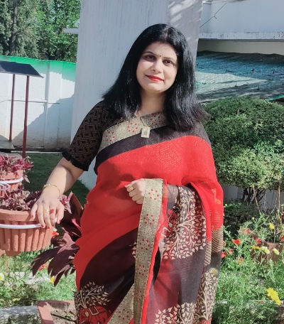 “उत्कृष्ट अभिव्यक्ति का माध्यम हिन्दी”