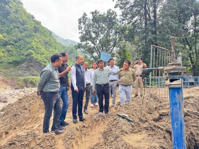 सचिव शैलेश बगोली ने आपदा से क्षतिग्रस्त पेयजल लाइनों को जल्द से जल्द दुरुस्त करने के दिए निर्देश