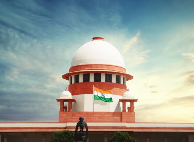 सुप्रीम कोर्ट का उत्तराखंड राज्य निर्वाचन आयोग को झटका, दो लाख का आर्थिक दंड लगाया