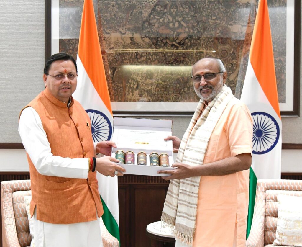 मुख्यमंत्री ने उपराष्ट्रपति सी.पी. राधाकृष्णन से की शिष्टाचार भेंट