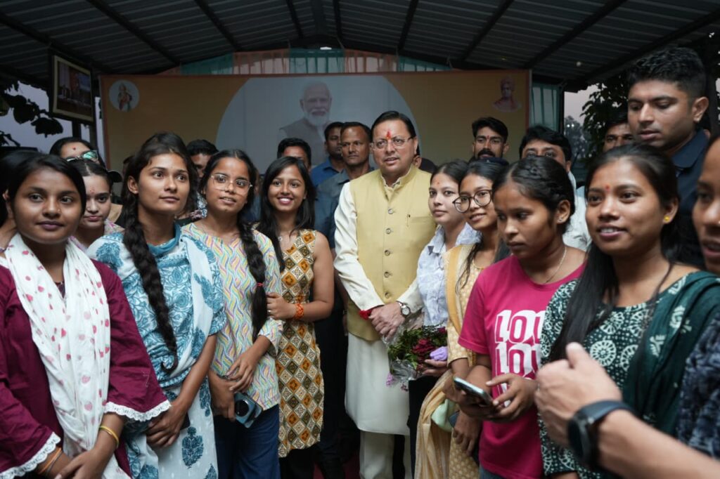 उत्तराखंड को देश का सर्वश्रेष्ठ राज्य बनाने में महत्वपूर्ण भूमिका निभाए युवा: सीएम