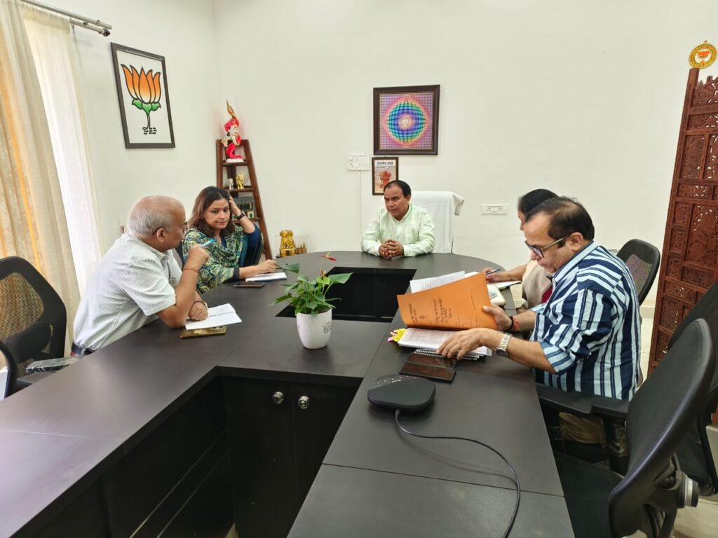 प्राथमिक शिक्षकों के 2100 पदों पर शीघ्र होगी भर्तीः डॉ. धन सिंह रावत