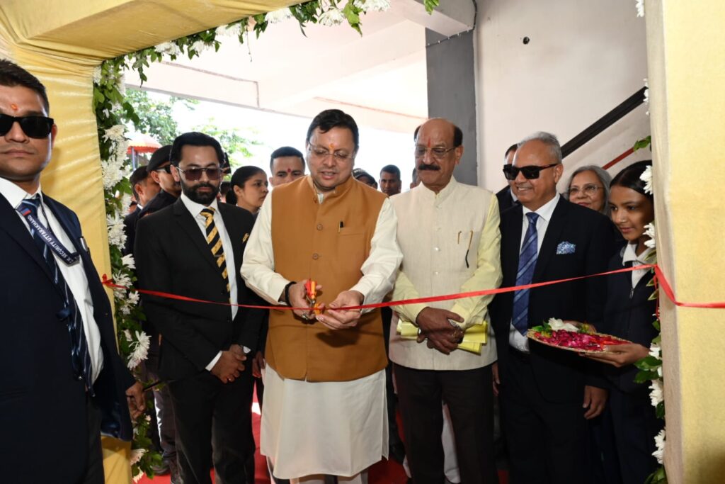 मुख्यमंत्री ने किया ऋषिकेश इंटरनेशनल स्कूल के 12वें वार्षिकोत्सव कार्यक्रम का शुभारंभ