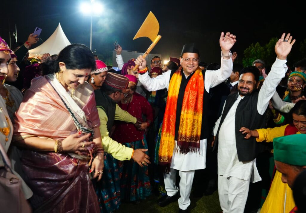 मुख्यमंत्री आवास में इगास पर्व  हर्ष-उल्लास से मनाया गया