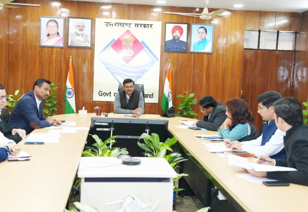 मुख्य सचिव ने की पीएमश्री स्कूलों की समीक्षा, पुस्तकालयों के लिए शीघ्र बजट आबंटित करने के निर्देश