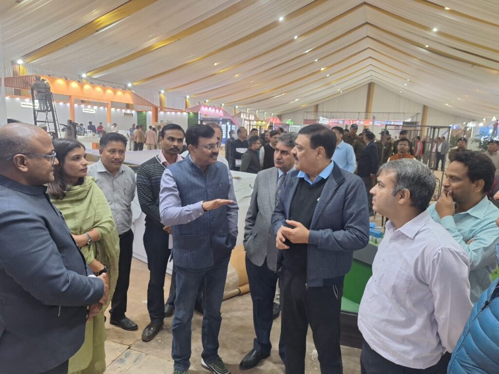मुख्य सचिव ने एफआरआई में आयोजित होने वाले मुख्य कार्यक्रम की तैयारियों का लिया जायजा