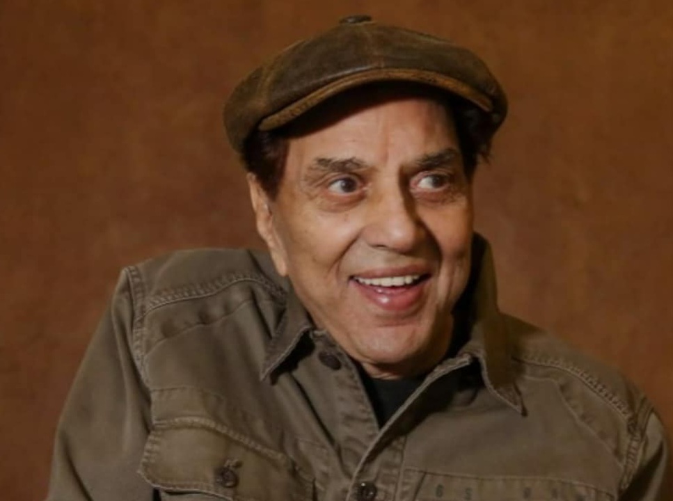 दिग्गज अभिनेता धर्मेंद्र का 89 साल की उम्र में निधन, पीएम मोदी ने दी श्रद्धांजलि