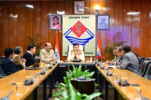 मुख्यमंत्री ने वन विभाग की समीक्षा बैठक में दिए डीएफओ पौड़ी को हटाने के निर्देश